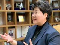 복마마에프앤비 - 예산군 충령사로 3-12 | CLASS101+ | A live auction to watch and follow! Arranging a home for 10 million won? “The King at the End of the Live...