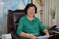 금자약선(주) | ‘친절한 금자씨’가 만들어 가는 따뜻한 대덕구 < 사람들 < 충청人 < 기사본문 - 충청신문 ‘친절한 금자씨’가 만들어 가는 따뜻한 대덕구