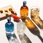 거품 없이, 허세 없이 즐기는 CU 프리미엄 증류식 소주 ‘빛소주’ 거품 없이, 허세 없이 즐기는 CU 프리미엄 증류식 소주 ‘빛소주’