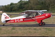 D-EJIN Private Piper J-3C-90 Cub Photo by Sierra Aviation... ID 1107988 | Planespotters.net D-EJIN Private Piper J-3C-90 Cub