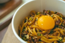감칠맛 끝판왕 l 20가지 재료와 고기고명 듬뿍! 집에서 먹는 마제소바 by (주)이가자연면