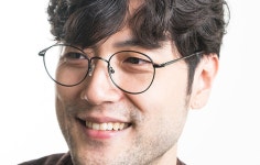 애쉬크로프트의 크고, 가벼운 안경 : 리얼라이즈3 by 주식회사커맨더나인 | wadiz 애쉬크로프트의 크고, 가벼운 안경 : 리얼라이즈3 by...
