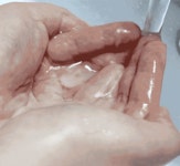주식회사 기지개핌 | 피부진정과 세정력을 한번에 잡은 카렌듈라 오일 클렌저 by 주식회사 핌네트웍스
