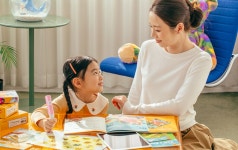 인셀덤무지개 대치점 | 도서출판 무지개 | wadiz 대치동 영유 리딩&라이팅 교재로 자리잡은 파닉스계의 레전드 by 도서출판 무지개 | 와디즈