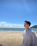 (주)바다푸드북지점 | 바삭한 만남, 김과 새우가 하나로! by (주)뉴헤리티지