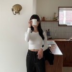 디아미뇽 레이 크롭 긴팔티