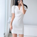 에브리미 디프니 브이넥 카라 골지 반팔 니트 원피스