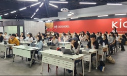 (주)크리에이티브모루 | 크리에이티브커리어인스티튜트(주) 2026년 기업정보 | 직원수, 근무환경, 복리후생 등 - 사람인 크리에이티브커리어인스티튜트(주) 2026년...
