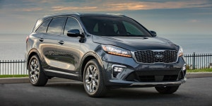 2019 Kia Sorento updates with more standard features and safety tech - Roadshow Kia makes third-row seats standard for 2019 Sorento