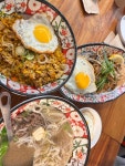 리틀방콕 공덕경의선숲길점 - 공덕 태국음식, 새우완탕 맛집 - 다이닝코드