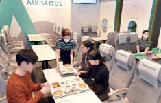 블라인드 | 여행·먹방: 광화문 에어서울 카페 ✈️ 여행·먹방: 광화문 에어서울 카페 ✈️