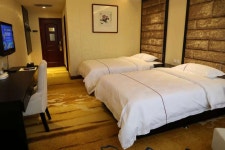 Huguangxuan Business Hotel - 스카이스캐너 호텔