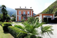 카노비오 빌라 데이 피니 (Villa dei Pini) 이용 후기 카노비오에 있는 빌라 데이 피니 (Villa dei Pini)