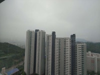 e편한세상센트레빌 오늘도 흐린 날씨와 안개가 있는것 같습니다. | KB부동산