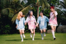 미미뷰티(美 me beauty) | BEAUTY BOX (뷰티박스) – 일루와 (COME TO ME) Lyrics | Genius Lyrics BEAUTY BOX (뷰티박스) – 일루와 (COME TO ME)