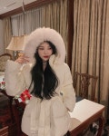 살롱드하이(Salondehi) | 하이클래식 살롱드 퍼 빅사이즈 후드 탈/부착 지퍼 포켓 벨트 슬림핏 겨울 하프 패딩