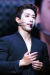 주식회사 위니브(WENIV Corp.) | いいね!27件、コメント2件 ― WONHOHO✨🐰🖤💜(@klauwon)のInstagramアカウント: 「Beautiful voice 🤩 #WONHO #원호...