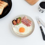 돈낭군찌개부인 | 김치찌개를 골라요 김치없이 못사는 부인 만나서🙈 ⠀⠀⠀⠀⠀⠀ 우리 큰아들 음식 가리는것도 많이 좋아지고 처음 보는 식재료에 대한...