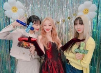 인셀덤엘드림5호(El Dream) | Pin by el rap de Hongjoong en The Bla on Dreamcatcher (드림캐쳐) ♡˖ | Dream catcher, Girl, Gothic chic