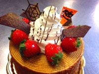 앳댓 디저트 (At that dessert) | オーダーメイド:バウムクーヘンでデコレーション | 디저트