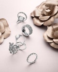 해피칠보주얼리연구소 | Make a statement with the season’s lovely new silver rings. Suitable for wedding and engagement, hand-finished in sterling silver and...