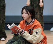 ปักพินโดย 박소현 ใน PARK SOHYUN 박소현 ในปี 2025