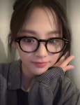케이엠제이스토리 주식회사 | kmj Pin di 메이크업 di 2024 | Orang cantik, Kecantikan, Orang