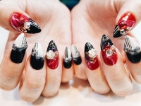 유엔아이네일(You&inail) | #nailart#nailswag#nailstagram#notd#gelnails#ジェルネイル #rose#handpainted#blackandwhite#marblenails#frenchnail#spring#젤네일...