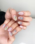 MYJJU Nail(마이쮸네일) | 홍대/연남/신촌/합정/이대 마이쮸네일 on Instagram: “#홍대네일... 3월 한달간 원장 혼자만 시술가능합… | Nail designs, Nails, Beauty