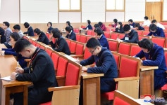송휘중국어영어학원 | 전국외국어학원 학생들의 영어, 중국어, 로씨야어경연 진행