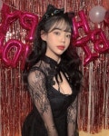 천명진아로마 | 교복 치마에 있는 천명진님의 핀 - 2021 | 아름다운 아시아 소녀, 여성, 옷 스타일