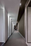 【建筑之旅】上海柏悦酒店 Park Hyatt Shanghai-方便面伯爵 | 벽면 디자인, 호텔 복도