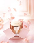 로지앤크림 rosy&cream | 헤라 로지 사틴 크림 -HERA ROSY SATIN Cream — Amorepacific Design Center - 2020 | 화장품 디자인, 화장품, 제품