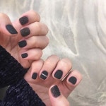 구구에너지89주유소 | 좋아요 29개, 댓글 1개 - Instagram의 구구 😻(@89_soyeon)님: "블랙니트에 신상글리터🖤 . . . #네일#젤네일#네일아트#니트네일#블랙니트...