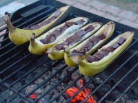 Best BBQ dessert idea ever! | 바나나보트