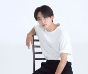 센츠세븐틴 (Scents17) | JEONGHAN 🖤🖤🤍SEVENTEEN(세븐틴) 17 IS RIGHT HERE' Jacket BEHIND THE SCENES