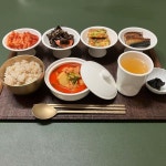 고기왕창고기구이짜글이명촌점 | 오늘메뉴 -잡곡밥 -돼지고기감자 짜글이 -목이버섯볶음 -두부채소전 -고등어구이 -김치 -우엉차 -흑마늘" HyeonSuk-c 승질급한~여우👄 on...