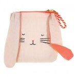 It is crafted in cotton canvas with cotton liner, styled as a rabbit and comes with flopp… | 자수 가방, 가방, 가방만들기