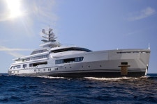 The 377.30ft Custom expedition motor yacht LUNA was built by... shipyard , she was delivered to her owner in 2010 and… | 요트