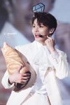 럽(luv)JUN | 퐁 on Twitter in 2021 | Seventeen junhui, Seventeen, Luvs