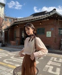 주식회사 위드니노 | 위드니노 / 민영 on Instagram: “날이 이렇게 좋은데 집에만 있고 마스크 쓰고 다니고 속상해 😷”