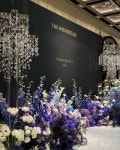 🫧 비즈와 보라&블루톤의 조합이 더욱 신비로운 분위기를 나아냅니다. ◻ Floral design @theclast.official...