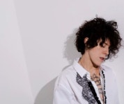 Pin de EH.LI en LP(엘.피)