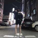 일루온(1LLUON)뷰티 | 임루온 ルオン / Luon ☾ on Instagram: “2019 마지막 반바지”