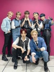 VeriVery ✲゚*。⋆ | 행복한