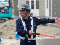警備員에 있는 咲冴님의 핀 - 2021 | 작업복, 정장