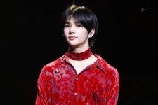 Pin page Pin de Gabriela Albornoz en 황현진 ( HYUNJIN ) | Viejitos, Nueva york