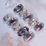 멜팅더네일(Melting the nail) | Esmalte para uñas에 있는 gabriela gonzalez님의 핀 - 2025 | 네일 아트 아이디어, 예쁜 손톱, 네일 아이디어