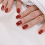 네일터치유Nail_touchU | Pin page 륜짱🐰 on Instagram: “바를수록 딥해지는 블러드컬러...