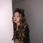SUHYEON - MYSTIC ROOKIES MYSTIC ROOKIES (미스틱루키즈), 𝐬𝐮𝐡𝐲𝐞𝐨𝐧. | Beauty, Blue hair, Long hair styles